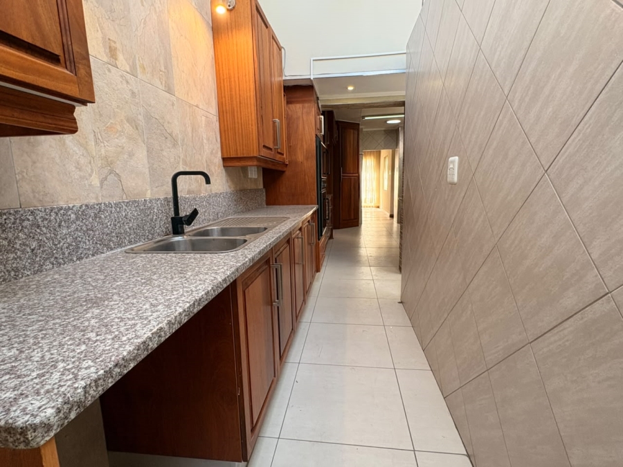 5 Bedroom Property for Sale in Sasolburg Ext 4 Free State